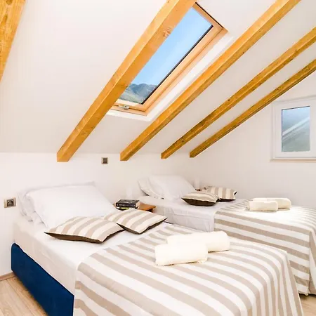 Apartment Knego Mlini