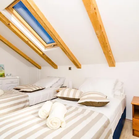 Knego Apartmán *