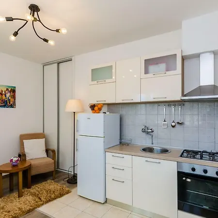 Knego Apartmán Mlini